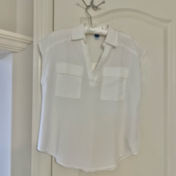Old Navy White Shirt - Picture 1 of 4